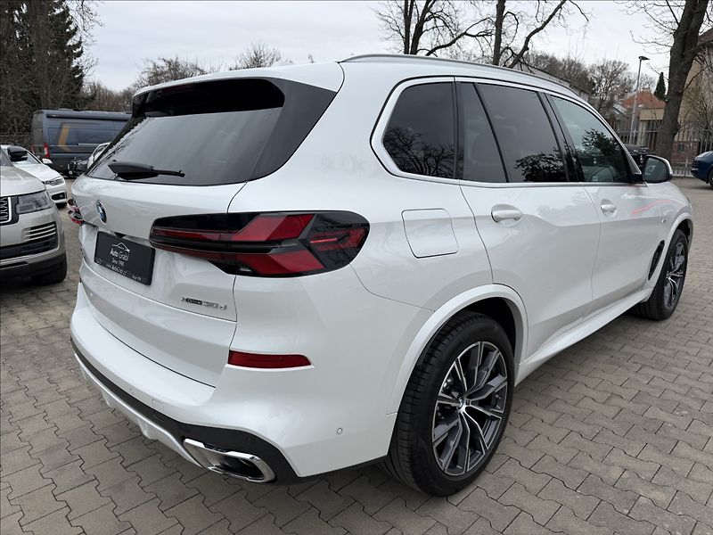 BMW X5 30d Msport Xdrive - fotka 6 z 36
