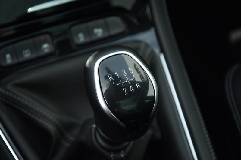 Opel Grandland X 1.5 CDTi 96kW ULTIMATE - fotka 23 z 29