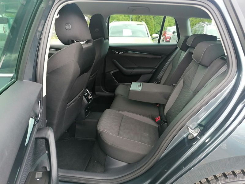 Škoda Octavia (2021) 2.0 TDi DSG CLEVER - fotka 10 z 35