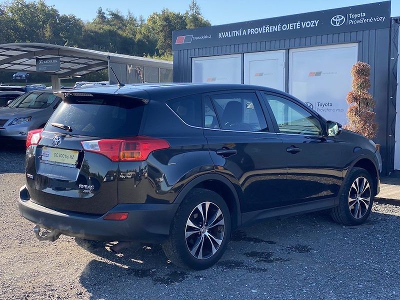 Toyota RAV4 2.0i, ČR, Active, 4x4, automat - fotka 7 z 21