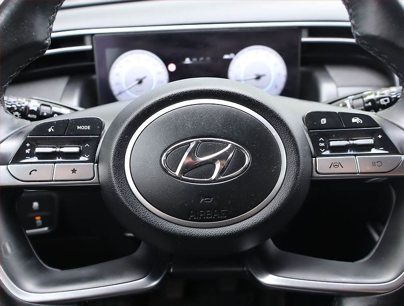 Hyundai Tucson (2021) 1.6 T-GDI - fotka 17 z 18