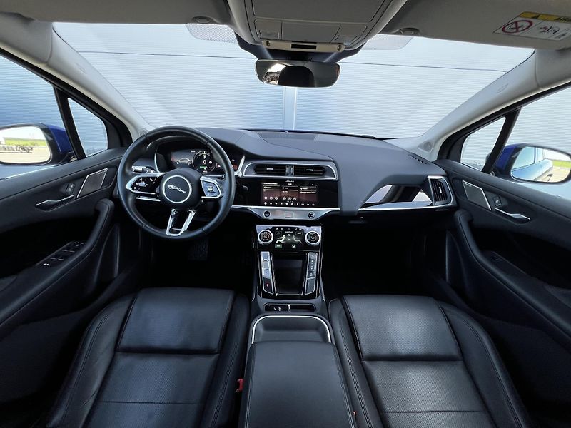 Jaguar I-Pace EV400 AWD S 90kWh SOH 92% - fotka 8 z 27