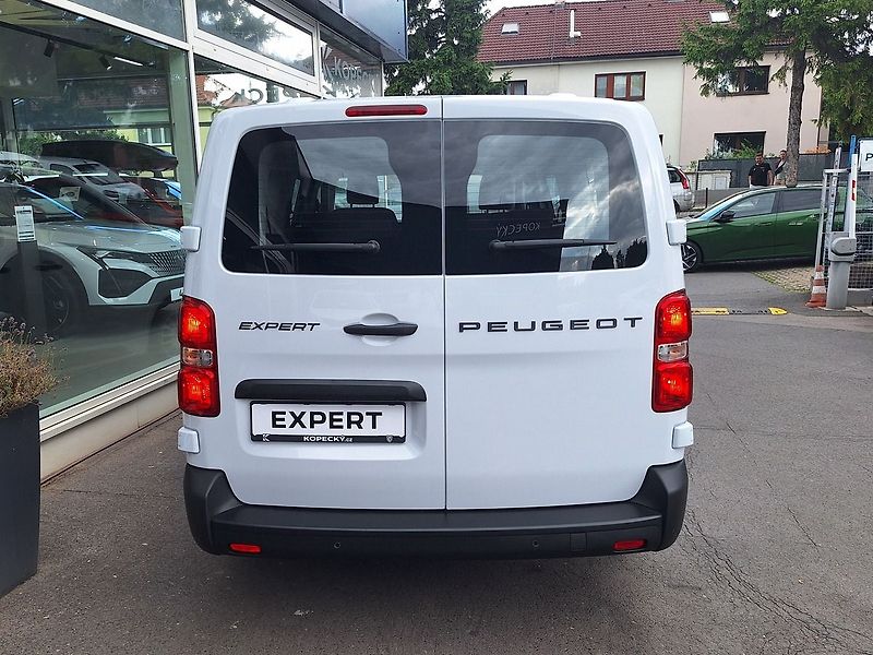 Peugeot Expert (2026) Combi L3 2.2 BlueHDi 180 S&S E - fotka 9 z 19