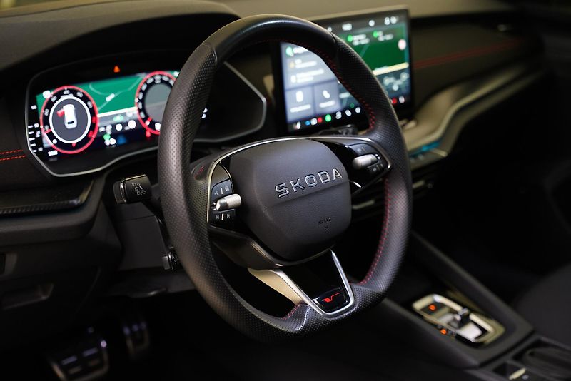 Škoda Octavia - fotka 14 z 28