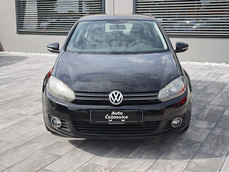 Volkswagen Golf (2012) 1,2 TSI 63 Kw Comfort - fotka 2 z 29