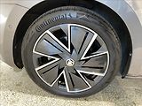 Škoda Superb 2,0 TDI 110kW Style Combi DSG - náhled 28