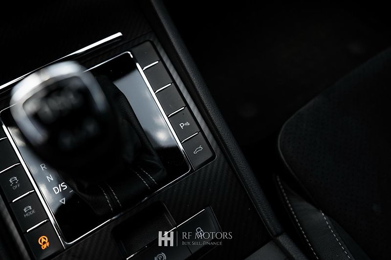 Škoda Superb (2019) Superb SportLine 4x4 200kW - fotka 36 z 45