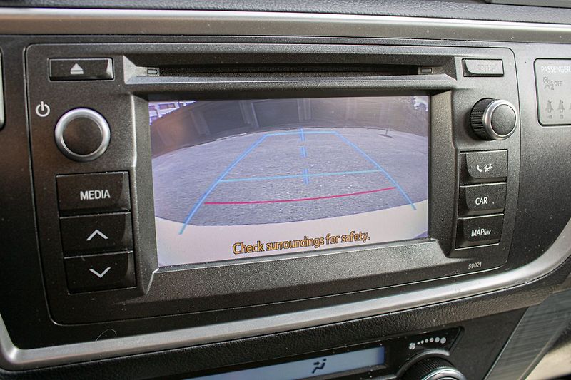 Toyota Auris - fotka 18 z 29