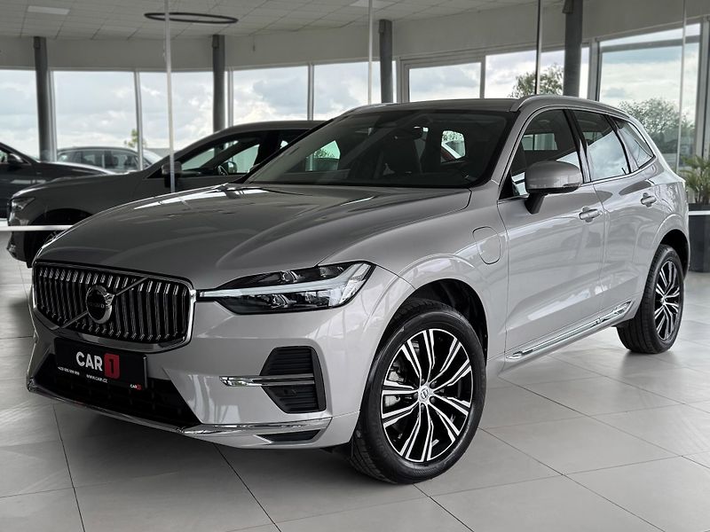 Volvo XC60 T6 AWD*Recharge*Ventil.Sedadla - fotografie inzerátu
