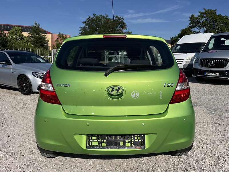 Hyundai i20 (2011) 1.2 57 KW, 1. MAJ. Klima,  - fotka 7 z 14