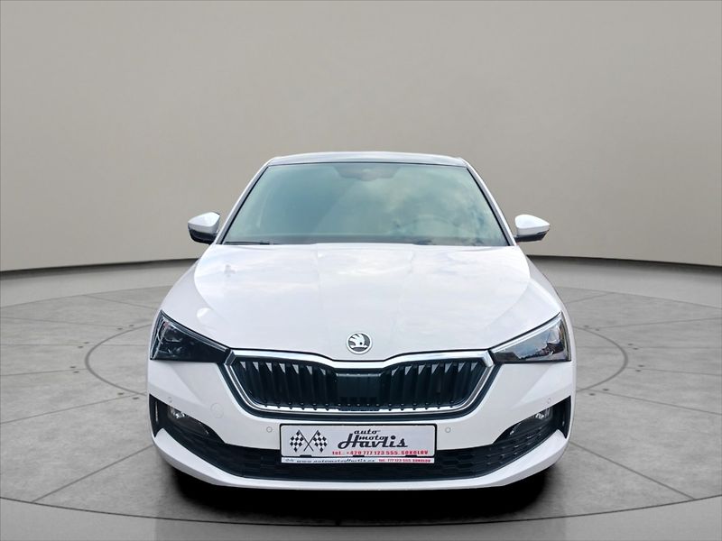 Škoda Scala 1,5 TSI 110kW DSG7, PANORAMA - fotka 8 z 24