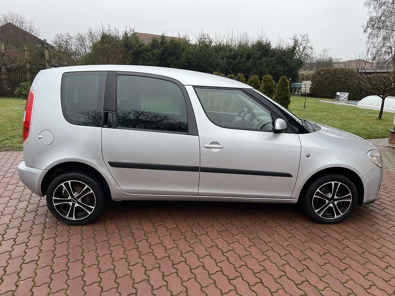 Škoda Roomster 1.2 51KW,ROZVODY+OIL,1MAJITELK - fotka 8 z 43