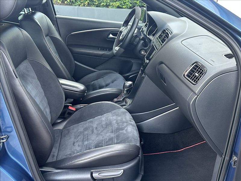 Volkswagen Polo 1,8 TSI 192PS  GTI DSG - fotka 16 z 51