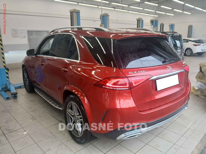 Mercedes-Benz GLE (2019) 3.0 i 450 4MATIC, 2.maj,ČR - fotka 2 z 3