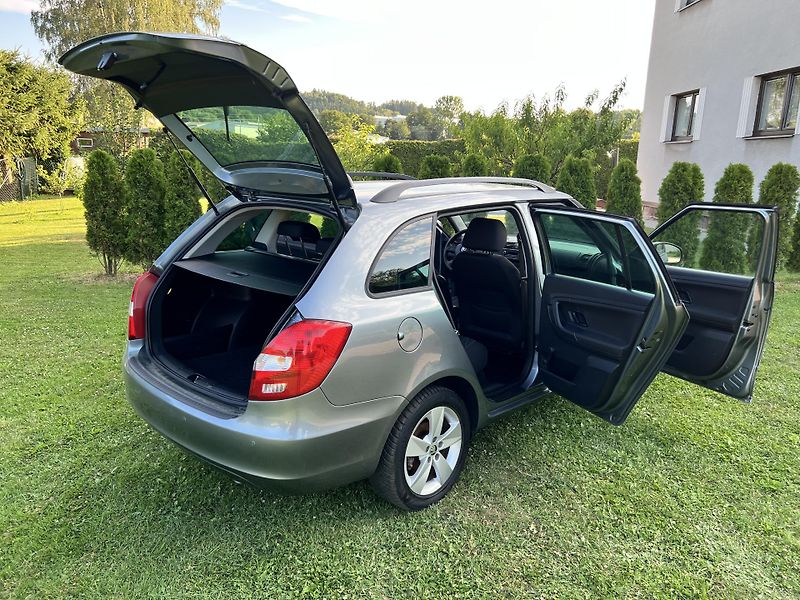 Škoda Fabia 1.2TSI 63KW,DIGIKLIMA,ALU,ESP - fotka 29 z 42