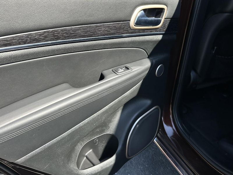 Jeep Grand Cherokee (2015) 3.0CRD/184KW *SUMMIT* H&K *TZ - fotka 37 z 46