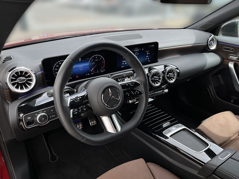 Mercedes-Benz CLA Třída 200 d Shooting Brake AMG - fotka 10 z 21