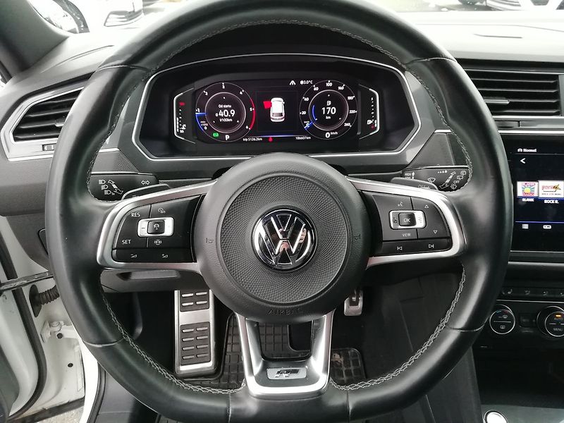 Volkswagen Tiguan Allspace 2,0 TDI DSG 4M R-Line 140kW - fotka 8 z 20