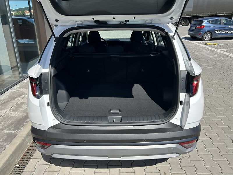 Hyundai Tucson 25 1,6 TGDI DCT SMART SP - fotka 7 z 31
