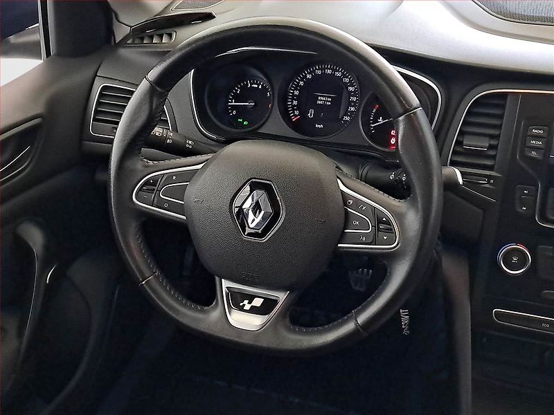 Renault Mégane (2018) 1.6 SCe, Xenony, Tempomat - fotka 15 z 17
