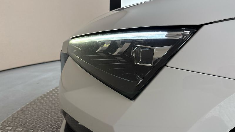 Škoda Scala 1.0 TSI DSG Style - fotka 18 z 26