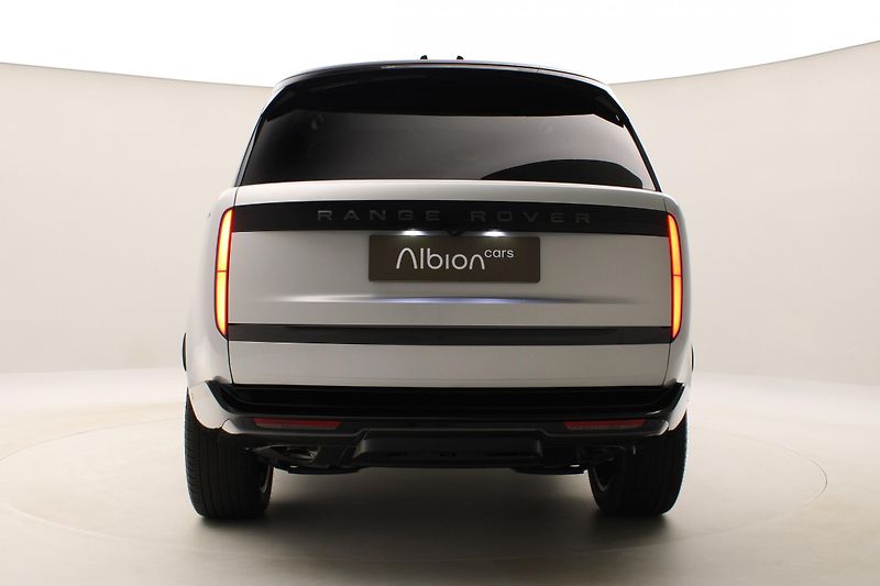 Land Rover Range Rover P550e AUTOBIOGRAPHY REZERVACE - fotka 11 z 83