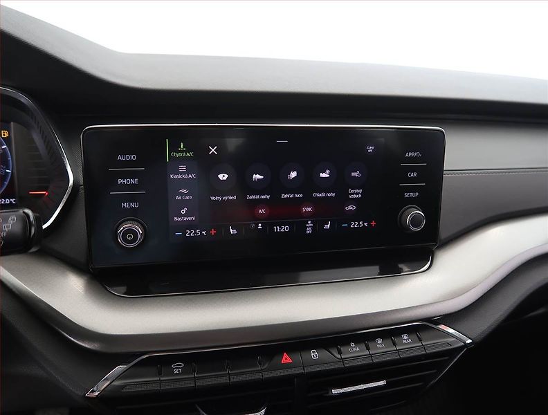 Škoda Octavia (2023) Ambition 2.0 TDI, ČR,1.maj - fotka 18 z 25