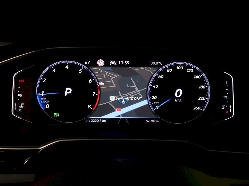 Volkswagen Taigo (2023) R-LINE 1.0TSI 81KW DSG NAVI - fotka 17 z 37