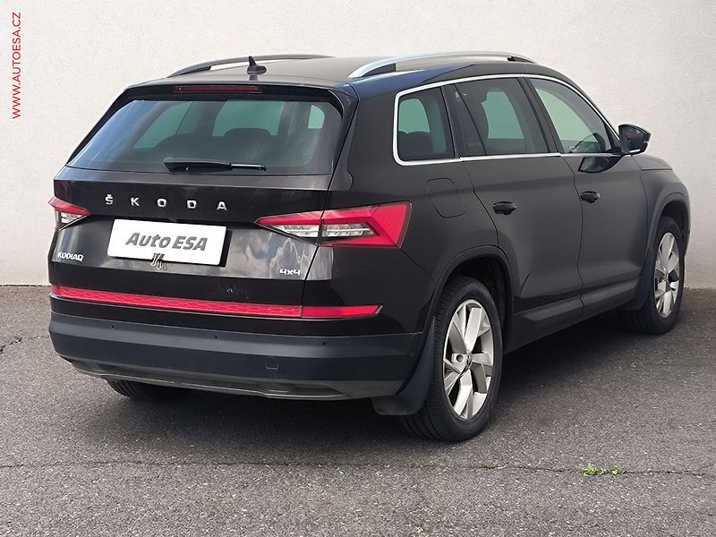 Škoda Kodiaq (2020) 2.0TDi 4x4, ČR, Style, DSG - fotka 4 z 24