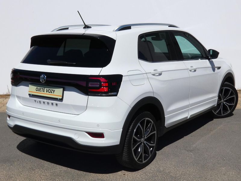 Volkswagen T-Cross R-Line 1,0 TSI DSG - fotka 2 z 29