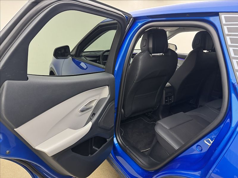 Ford Explorer 79kWh PREMIUM HUD B&O ČR - fotka 39 z 47