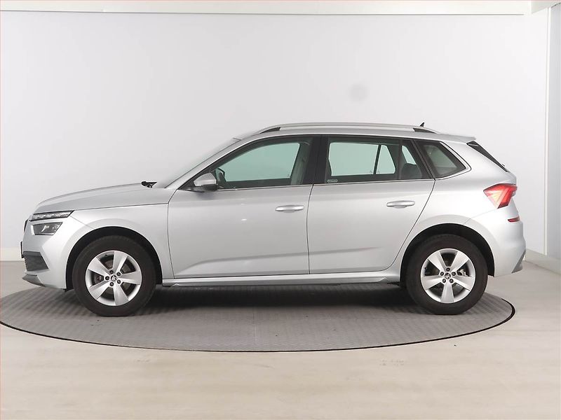 Škoda Kamiq (2021) 1.0 TSI, Tempomat - fotka 3 z 17