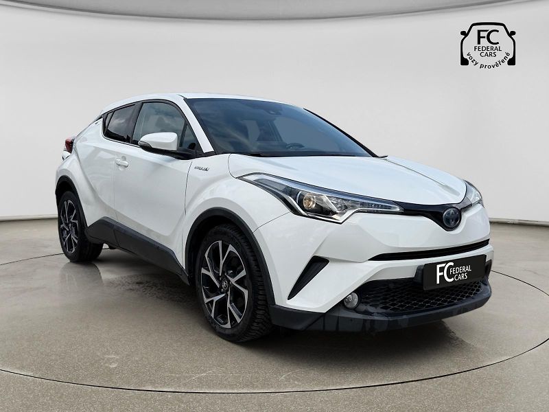 Toyota C-HR 1.8 Hybrid 90kW E-CVT Dynamic - fotka 7 z 22