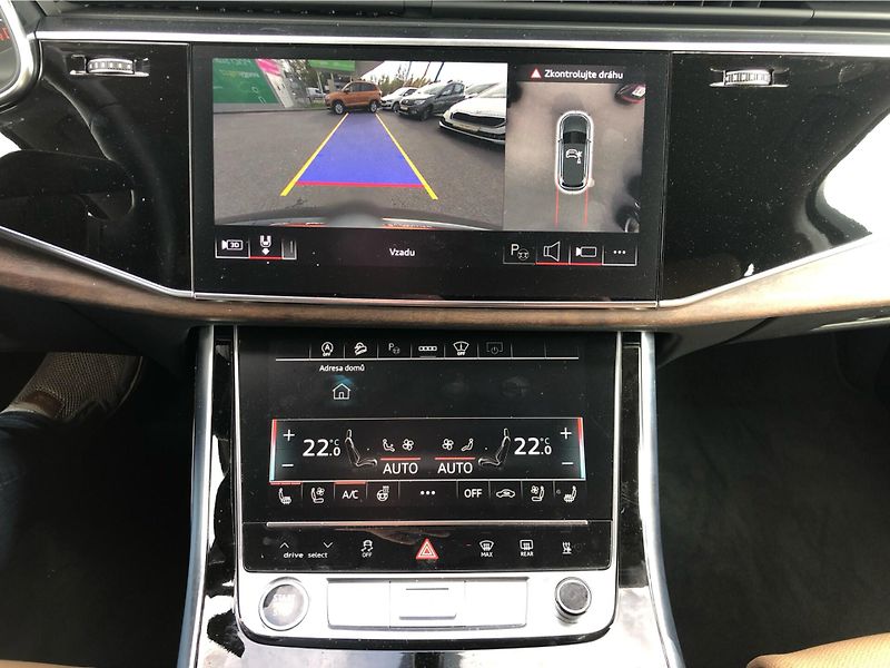 Audi Q7 50 TDI Quattro - fotka 21 z 30