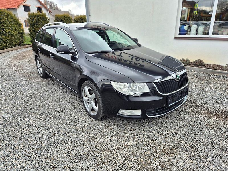 Škoda Superb (2011) 2.0 TDI Serviska Rozvody - fotka 29 z 48
