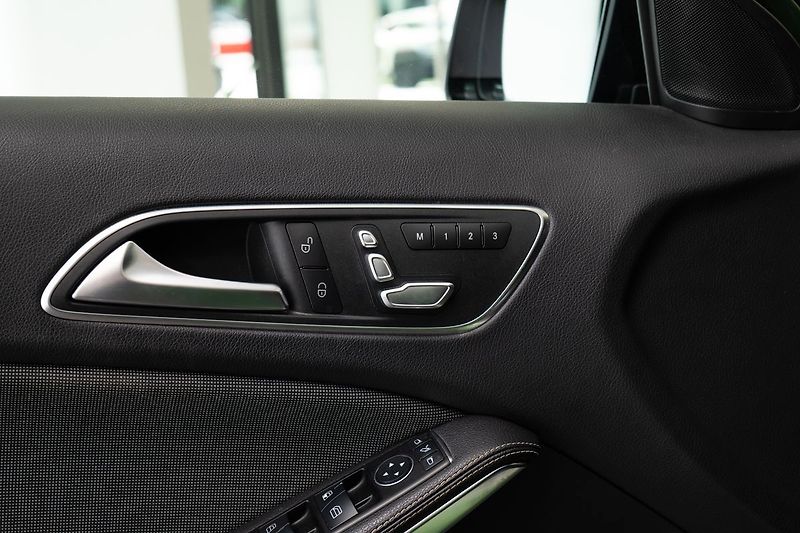 Mercedes-Benz Třídy A 180d Style - fotka 9 z 22