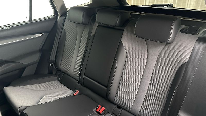 Škoda Enyaq 82 kWh AUT 80 Clever - fotka 16 z 31