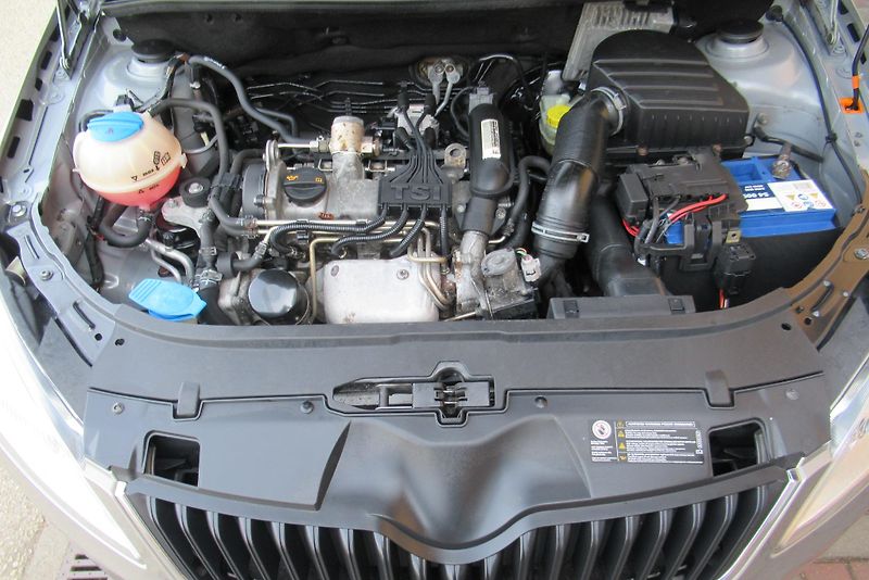 Škoda Roomster 1.2 TSi AUT. KLIMA  NAVIGACE - fotka 22 z 23