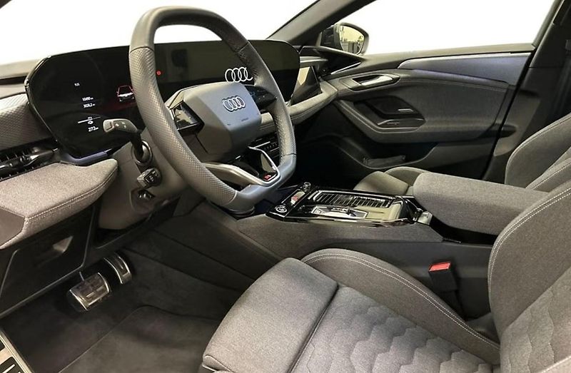 Audi A6 Avant e-tron Q 360k Tech Pro Pano - fotka 10 z 15