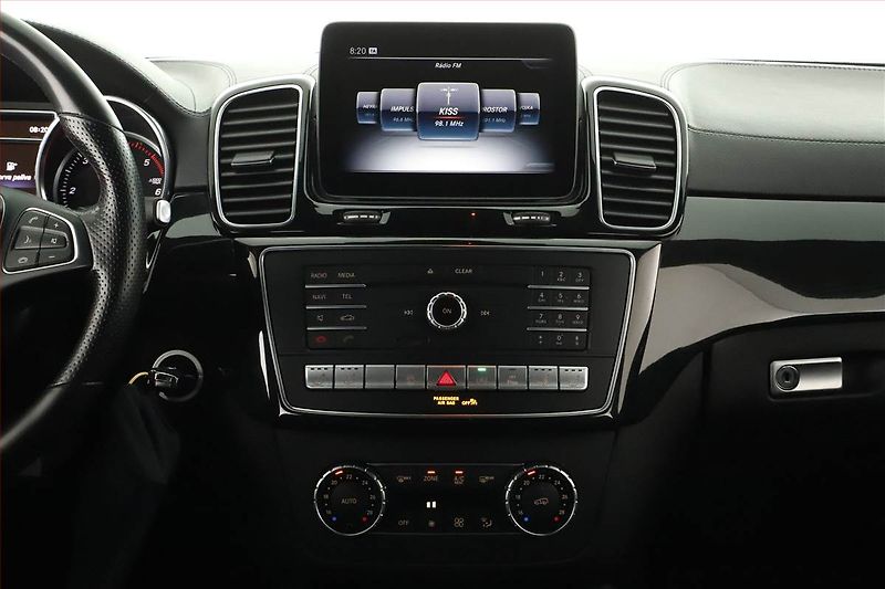 Mercedes-Benz GLE (2020) 350 d 4MATIC, ČR, AMG line - fotka 9 z 19