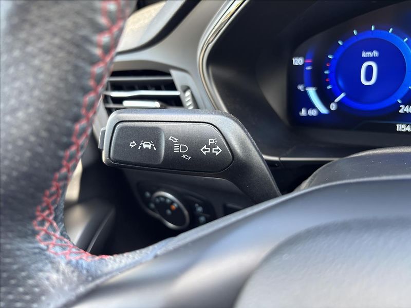 Ford Focus 1,5 EcoBlue 88 kW ST-line - fotka 31 z 43