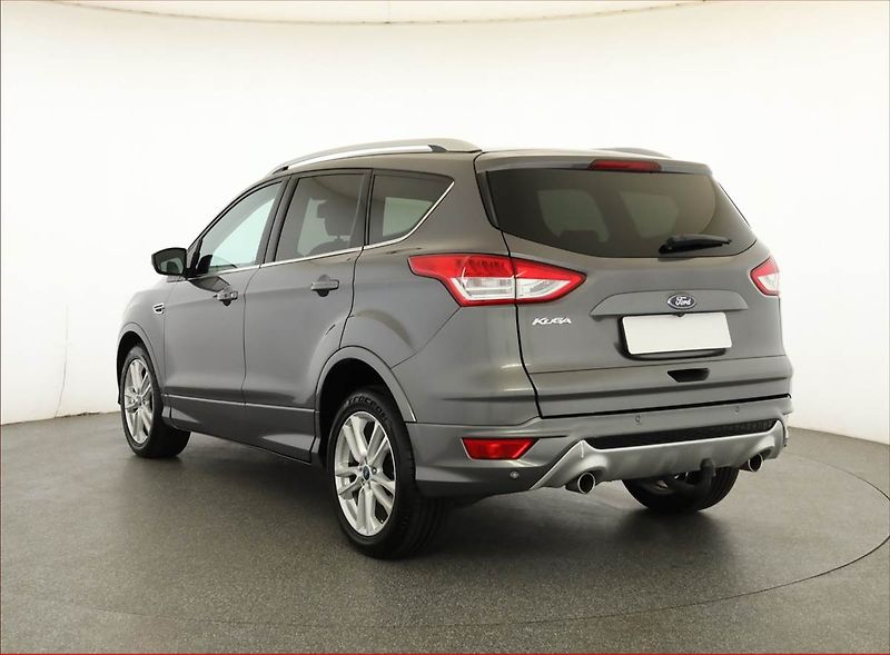 Ford Kuga (2014) Trend 2.0 TDCi, 4X4, Navi - fotka 4 z 20