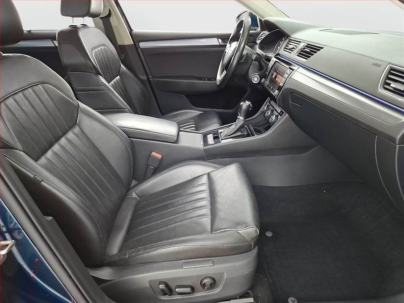 Škoda Superb (2016) Style Plus 2.0 TSI, Automat - fotka 9 z 20
