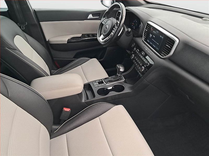 Kia Sportage (2018) GT Line 1.6 T-GDI, 4X4 - fotka 9 z 18