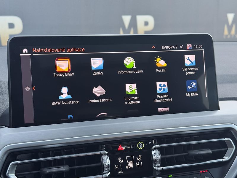 BMW X4 (2023) 2.0 xDrive20d, PANO, DPH, WIFI - fotka 23 z 44
