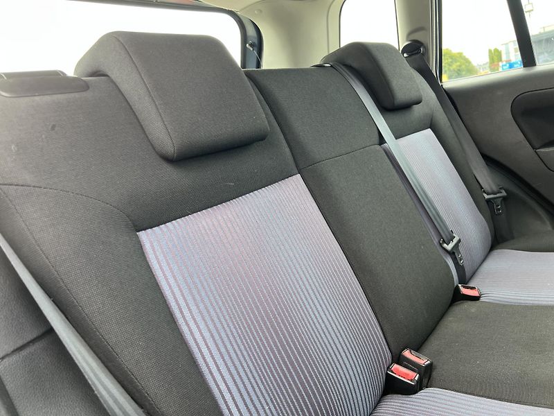 Ford Fusion 1.4i 16v KOUPENO V ČR 1.MAJ. - fotka 20 z 32
