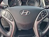 Hyundai i30 (2015) 1.6GDi, 2.maj,ČR, AC, výhřev - náhled 16