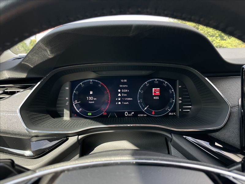 Škoda Octavia 2,0 TDI DSG Style Plus Top ACC - fotka 9 z 23