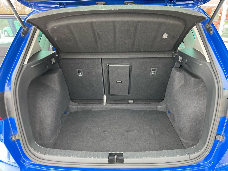 Seat Ateca XPERIENCE 2.0 TDI 110kW 4WD DS - fotka 26 z 27