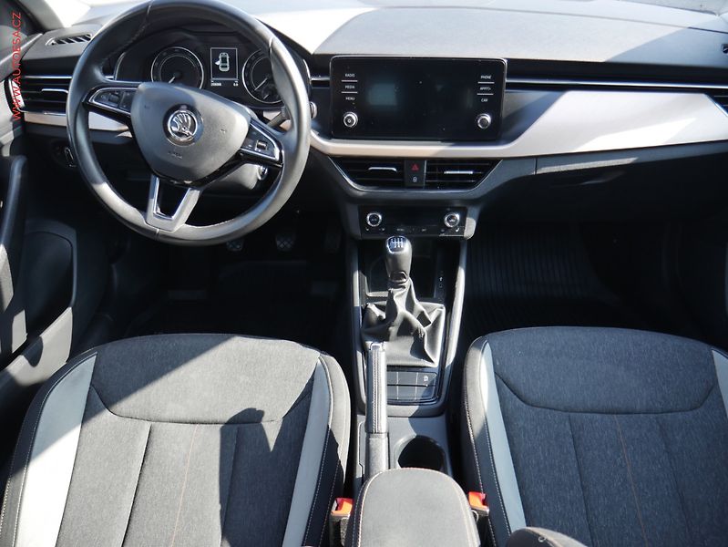 Škoda Scala (2020) 1.5TSi, 2.maj,ČR, Style, LED - fotka 8 z 21